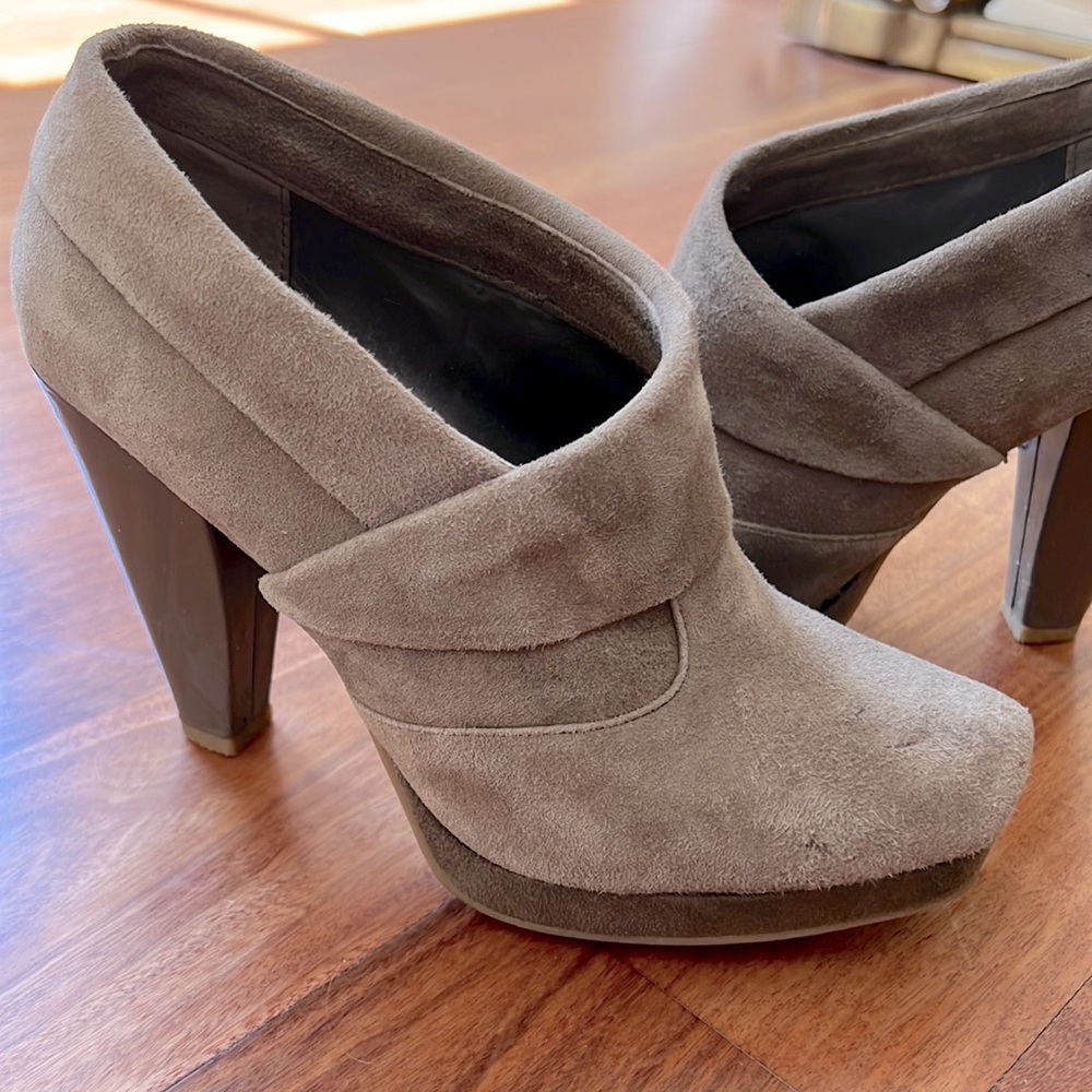Kenneth Cole Resction bootie